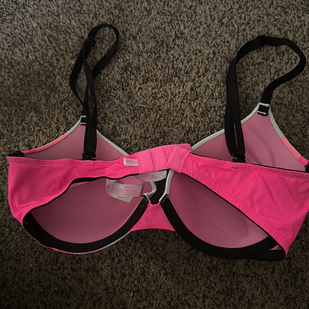 Pink Bra - Picture 2 of 2